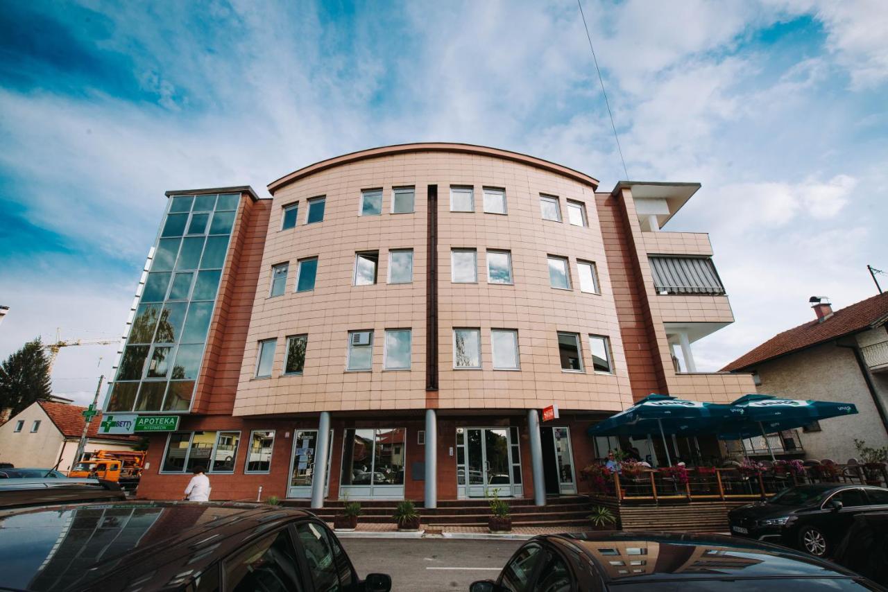Apartman Oaza Banja Luka Zewnętrze zdjęcie